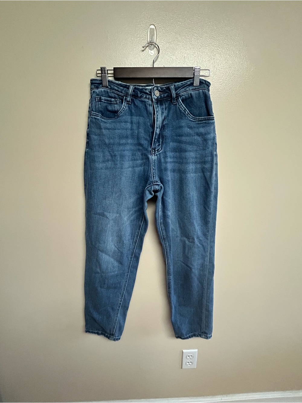 VERVET Women's High Rise Straight Leg Jeans Medium Wash Stretch Denim Size 28 - Picture 2 of 11